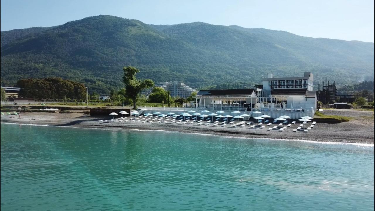 ホテルAquamarine Family Club ガグラ エクステリア 写真